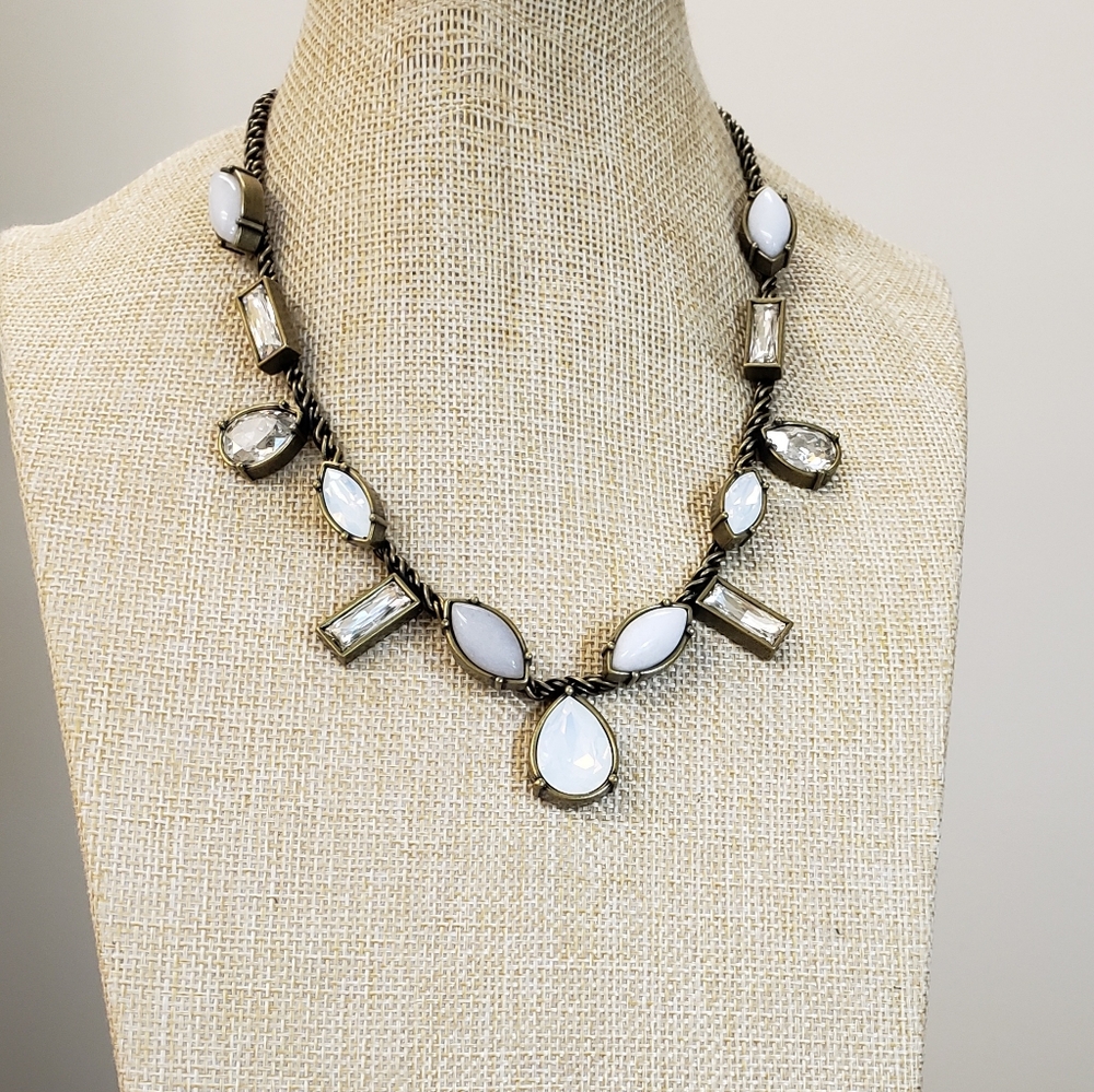 Silpada Vintage KR Collection crystal antique brass Swarovski moonstone necklace - Picture 6 of 10